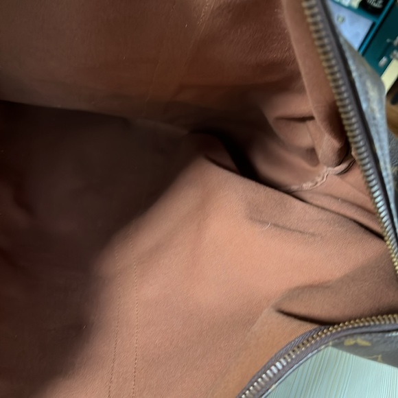 Vintage '80s LOUIS VUITTON Keepall Luggage Bag - Picture 10 of 17